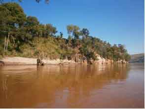 Dal fiume Tsiribihina a Bekopaka e Morondava